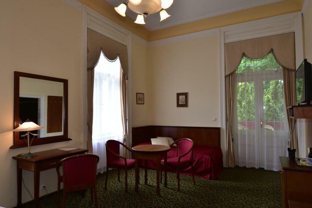 Sant Georg Garni Hotel Mariánské Lázně Eksteriør billede