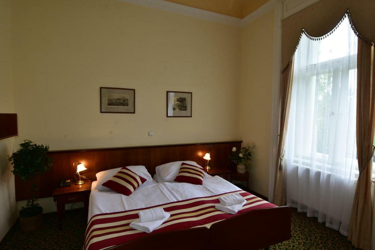 Sant Georg Garni Hotel Mariánské Lázně Eksteriør billede